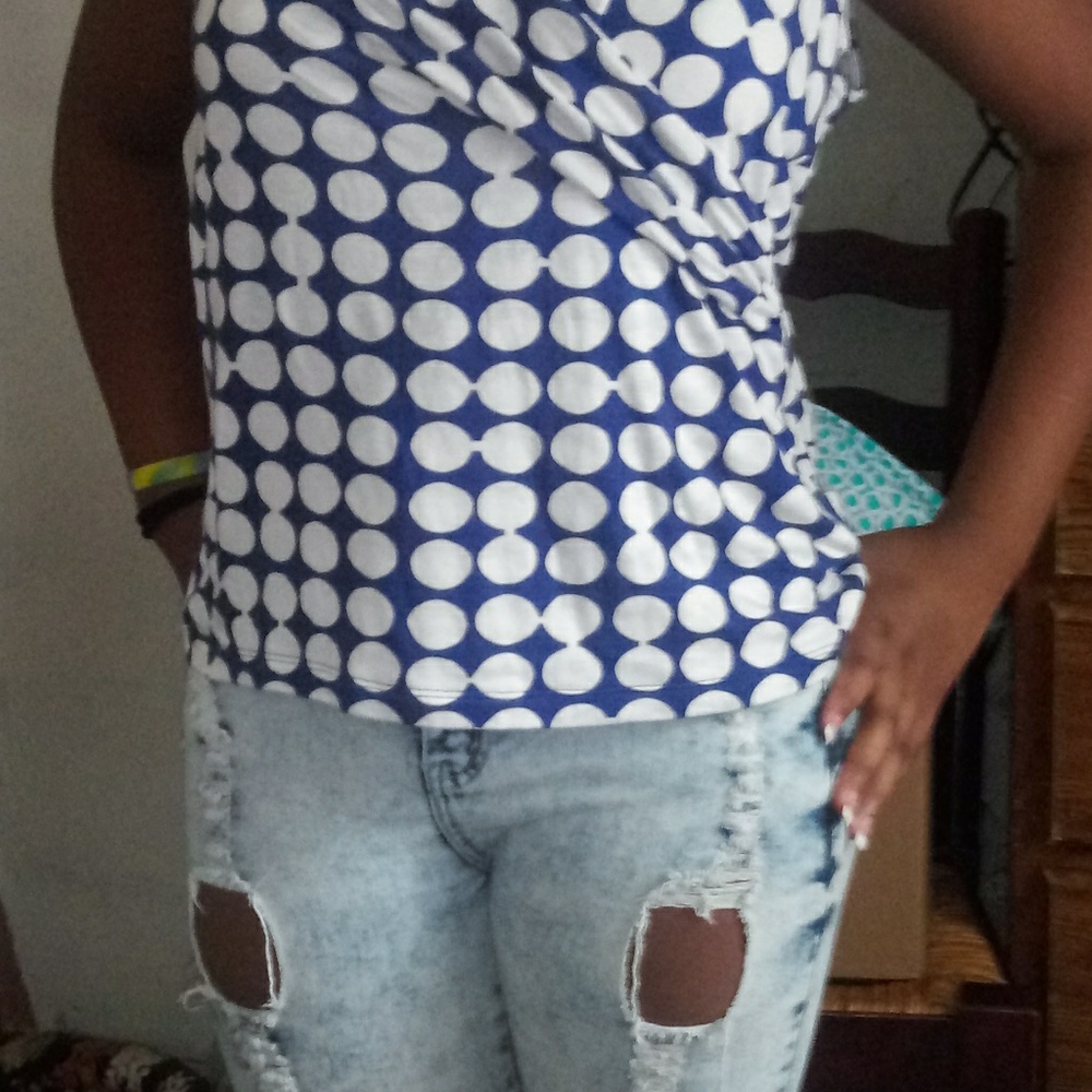 BANANA REPUBLIC SLEEVELESS SHIRT - Picture 3 of 6